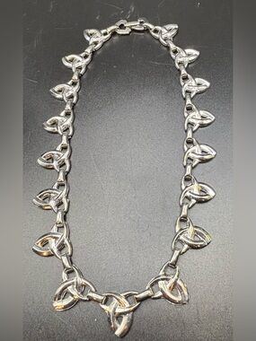 Vintage Celtic Trinity Knot Choker Necklace Triquetra Link Silver Tone 15”